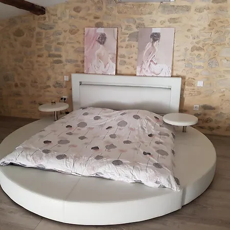 De Charme Avec Terrasse, Exterieur Et Petit Piscine * Ledenon