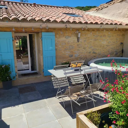 Affittacamere De Charme Avec Terrasse, Extérieur Et Petit Piscine Lédenon